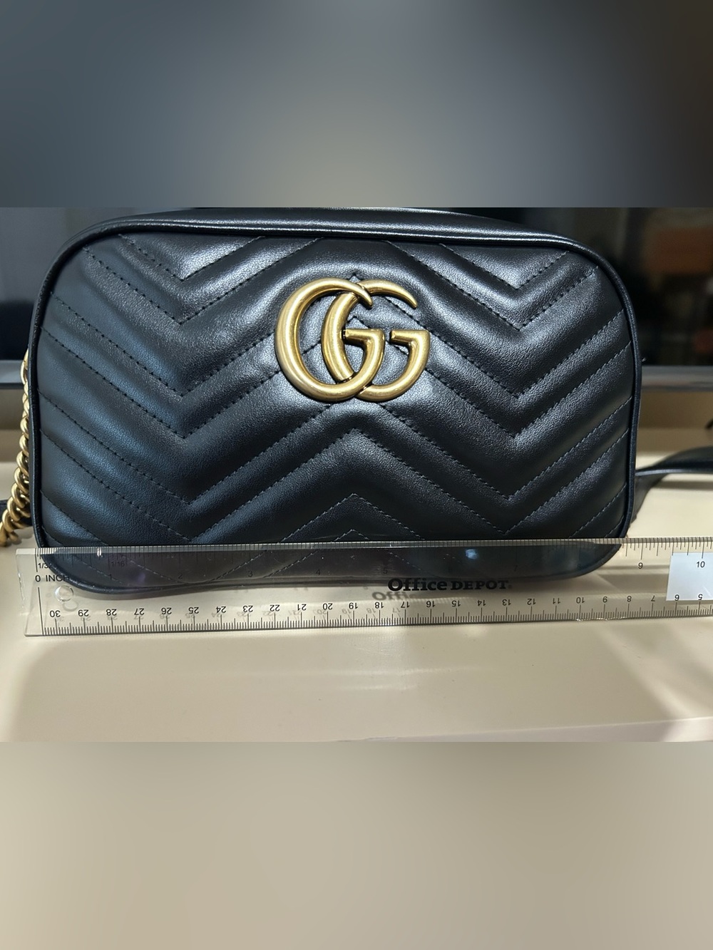Gucci Black GG Marmont Leather Crossbody Bag - Picture 6 of 9